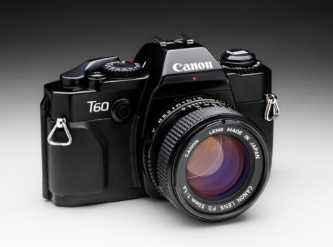 キヤノンT60：EFマウント時代に登場した最後のFDマウント一眼レフの真実