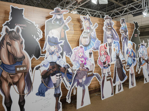 ホロライブメンバーが西部劇衣装で登場！「ウエスタンキャラバン in animate」ビジュアル展示レポート